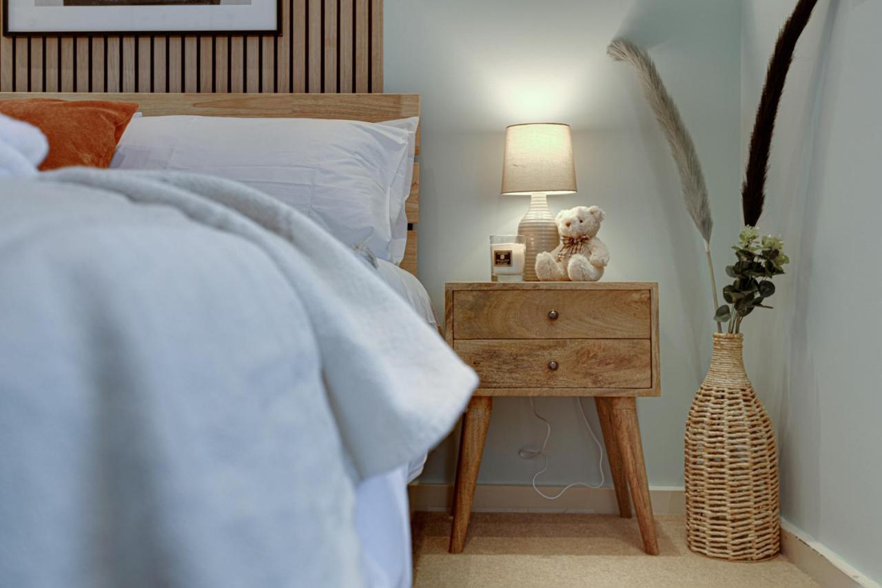 The Rafters - 2 Bedroom Apartment - Central Location - Vibrant Atmosphere Canterbury Buitenkant foto
