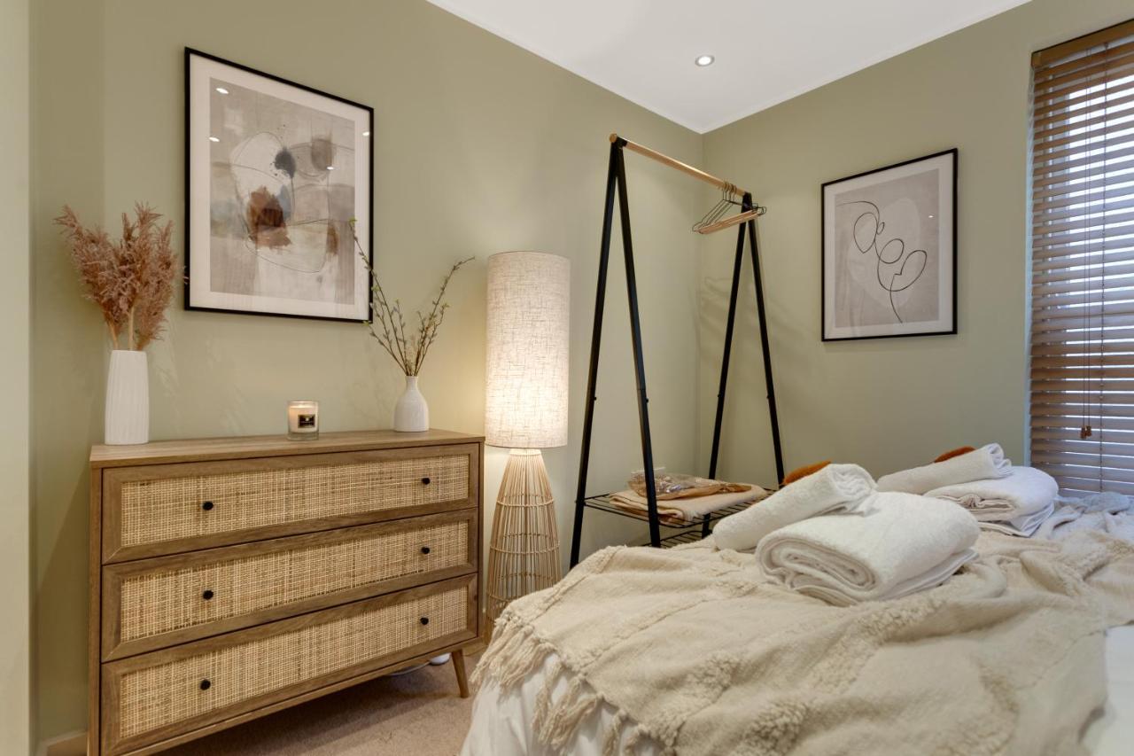The Rafters - 2 Bedroom Apartment - Central Location - Vibrant Atmosphere Canterbury Buitenkant foto